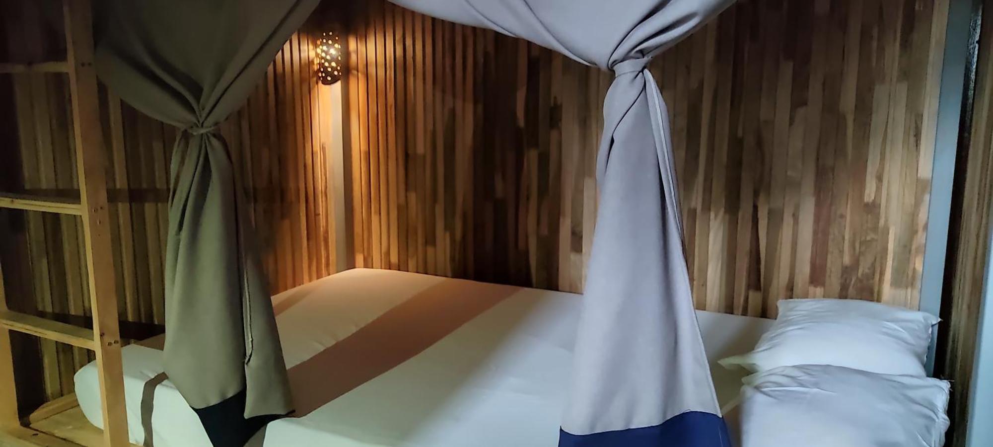 Mediterraneo Youth Hostel Асунсьон Экстерьер фото