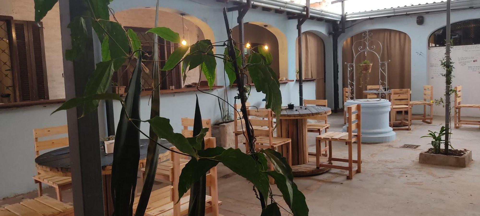 Mediterraneo Youth Hostel Асунсьон Экстерьер фото