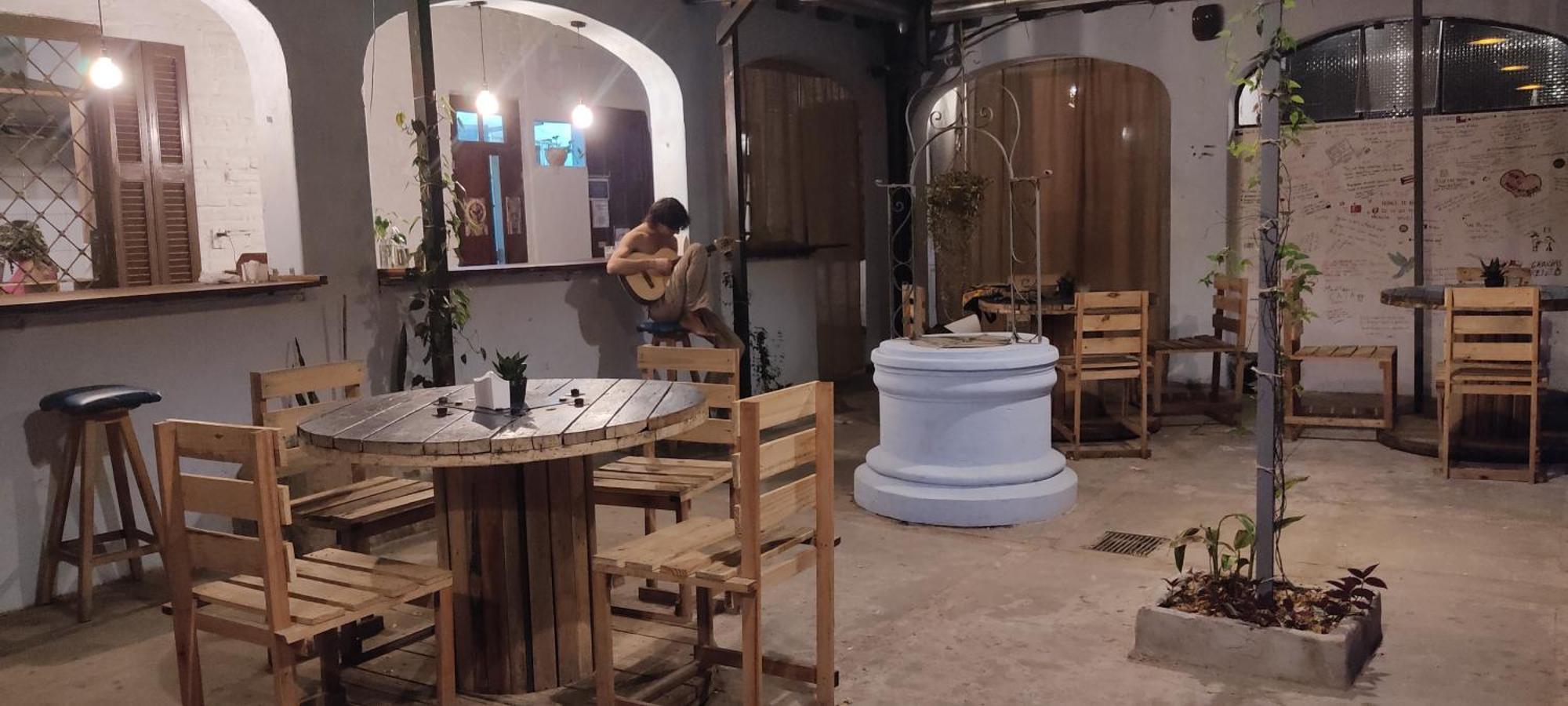 Mediterraneo Youth Hostel Асунсьон Экстерьер фото
